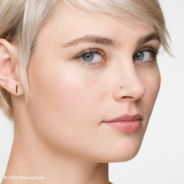 2mm Emerald Nose Stud